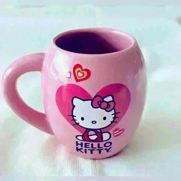Hello Kitty Pink Rounded Mug 2012 - Picture 2 of 5